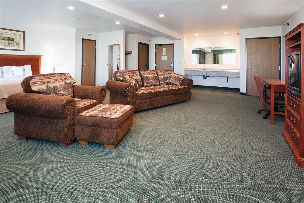 Country Inn & Suites By Radisson, Sidney, Ne Εξωτερικό φωτογραφία
