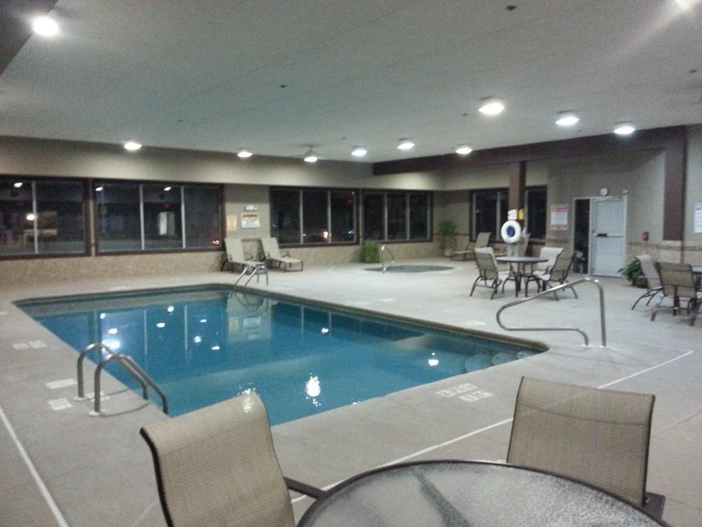 Country Inn & Suites By Radisson, Sidney, Ne Εξωτερικό φωτογραφία